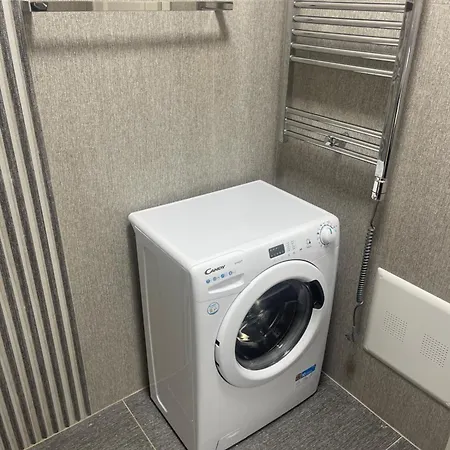 In Pazari I Ri Tiran