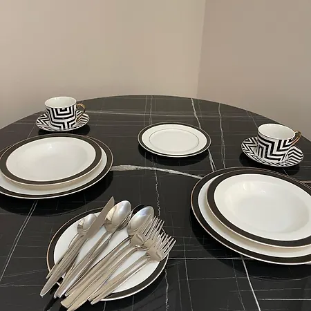 In Pazari I Ri Daire *