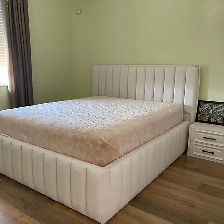 Daire In Pazari I Ri Tiran