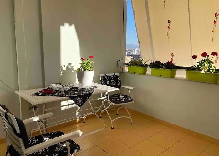 In Pazari I Ri Apartment *